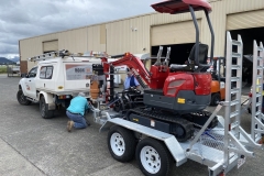 Digger-KING-17-Package-with-trailer-on-way-to-its-new-home