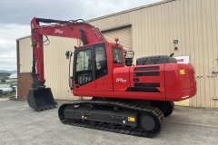 23-ton-excavator-53