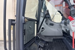23-ton-excavator-13
