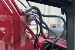 23-ton-excavator-25