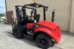 3.5-ton-4WD-Forklift-14