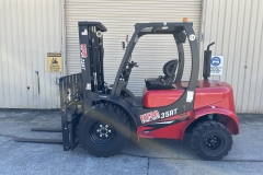 3.5-All-Terrain-Forklift-18