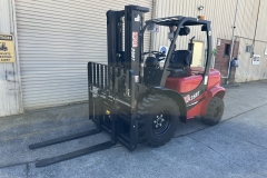 3.5-All-Terrain-Forklift-3