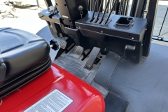 3.5-All-Terrain-Forklift-24