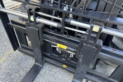 3.5-All-Terrain-Forklift-7