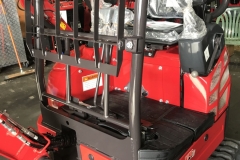 005EF3E1-9903-413B-B0B3-05D678349ABA